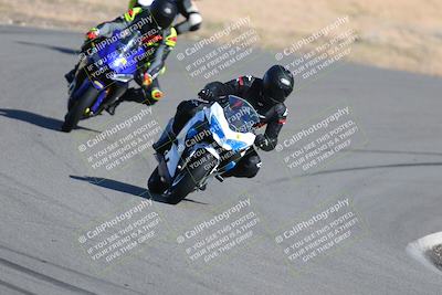 media/Feb-05-2023-Classic Track Day (Sun) [[c35aca4a42]]/Group 2/session 1 turn 9/